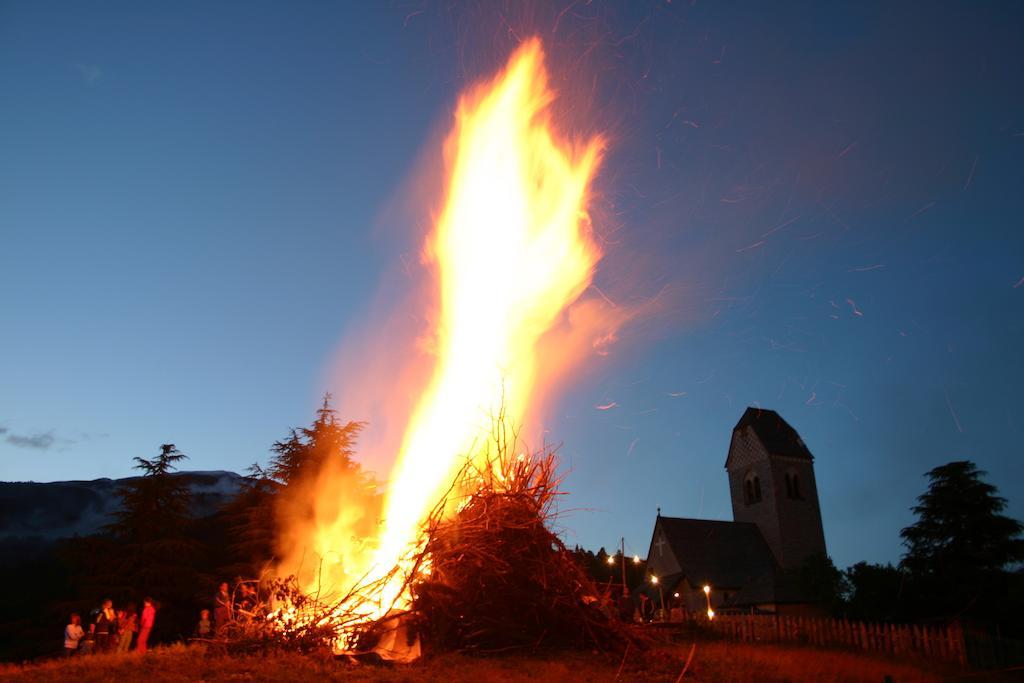 Gasthaus St. Valentin Chiusa Eksteriør bilde