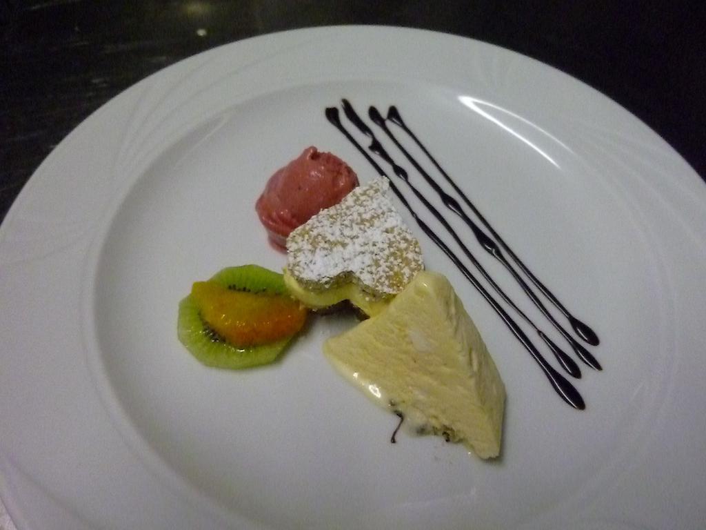 Gasthaus St. Valentin Chiusa Eksteriør bilde